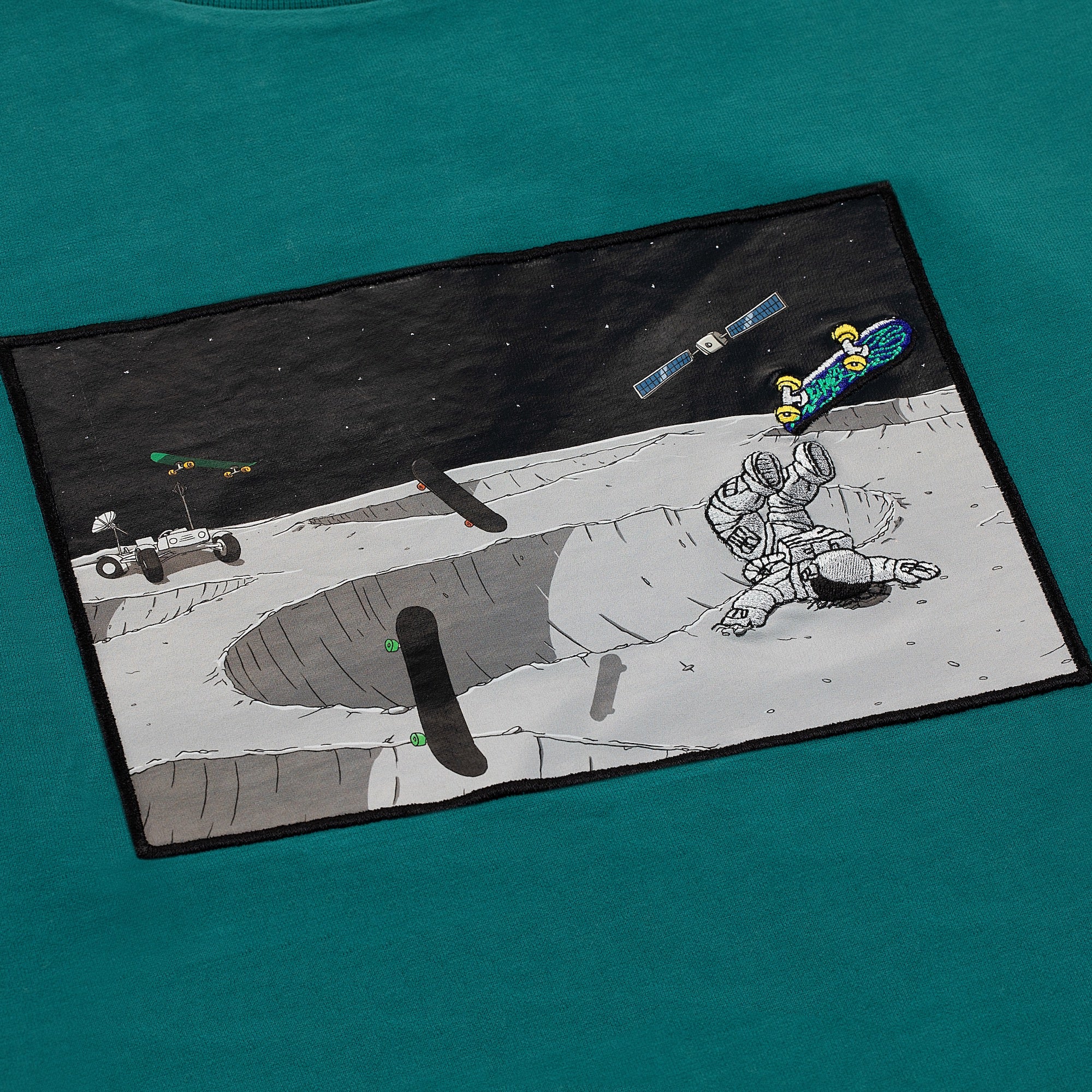 "astro" T Shirt green - Image 4