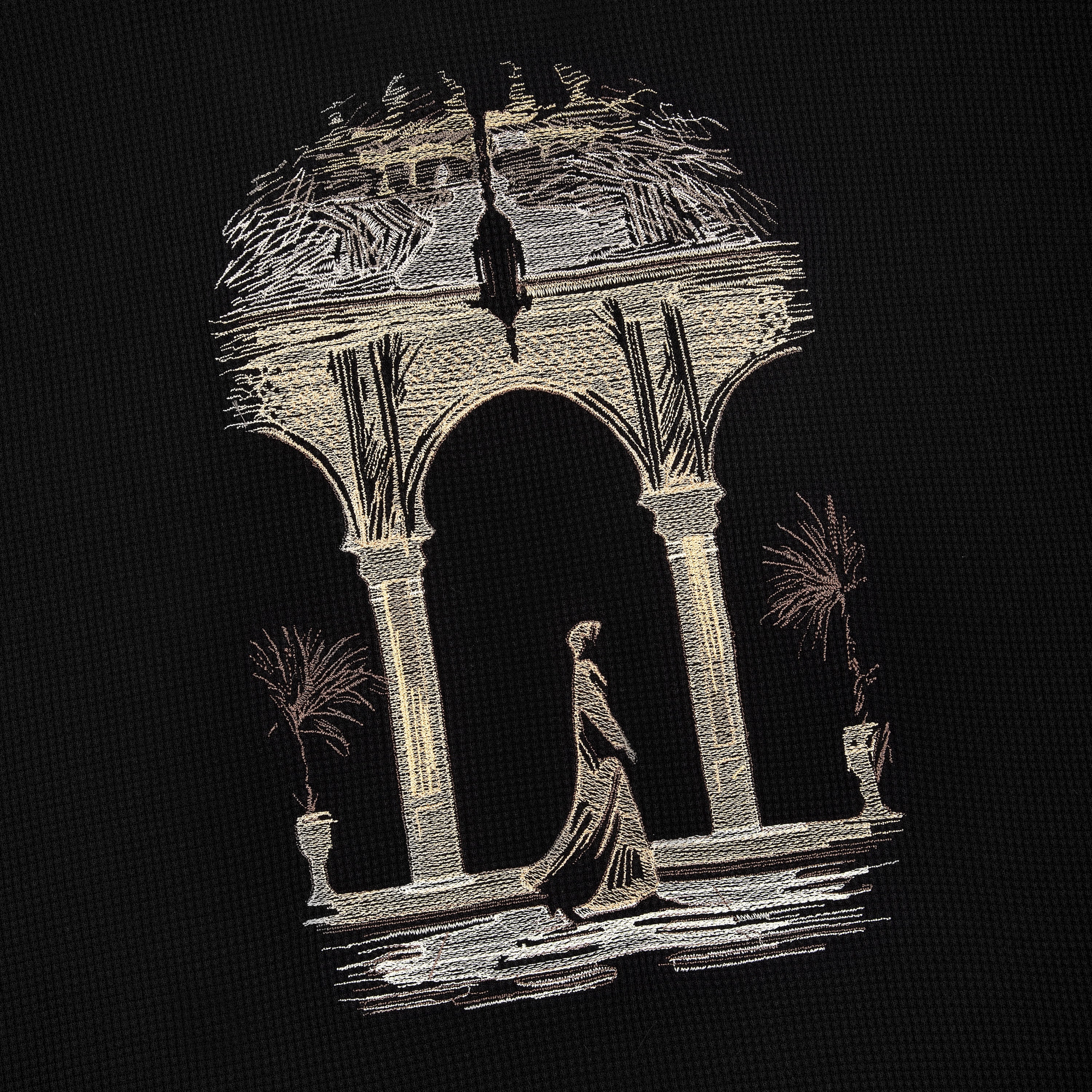 "aziza" waffle T Shirt black - Image 4