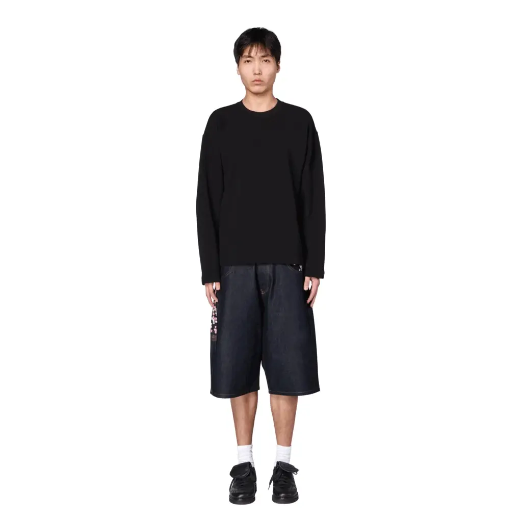 "blossom" waffle Longsleeve black - Image 8