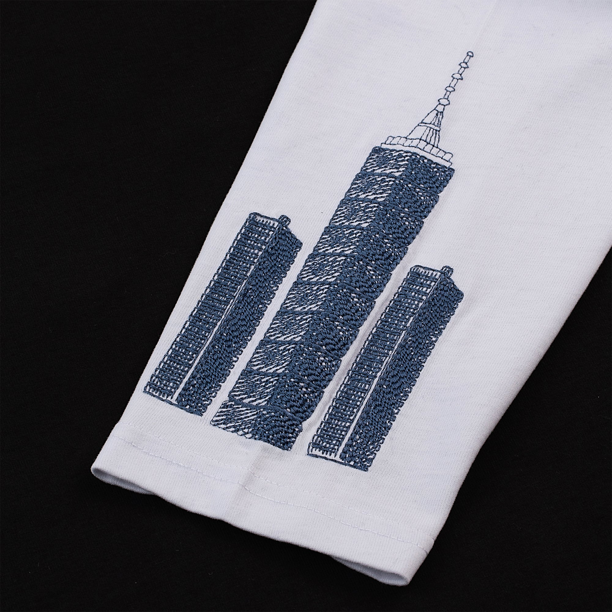 "kaiju" Long-Sleeve black - Image 4