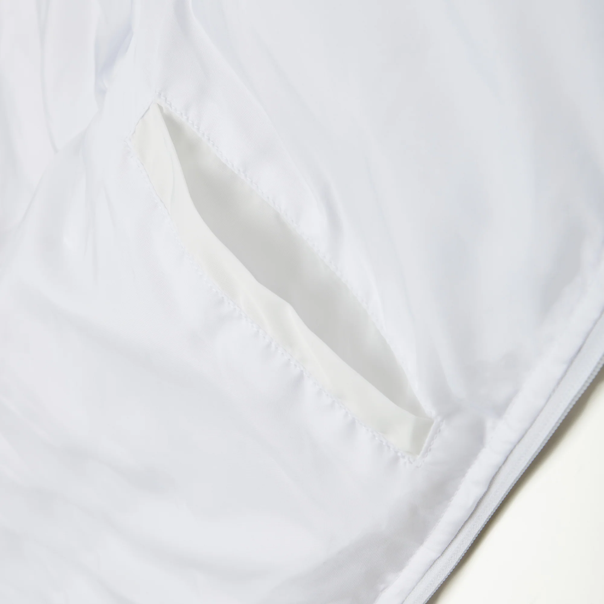 "kampf" Puffer Vest white - Image 3