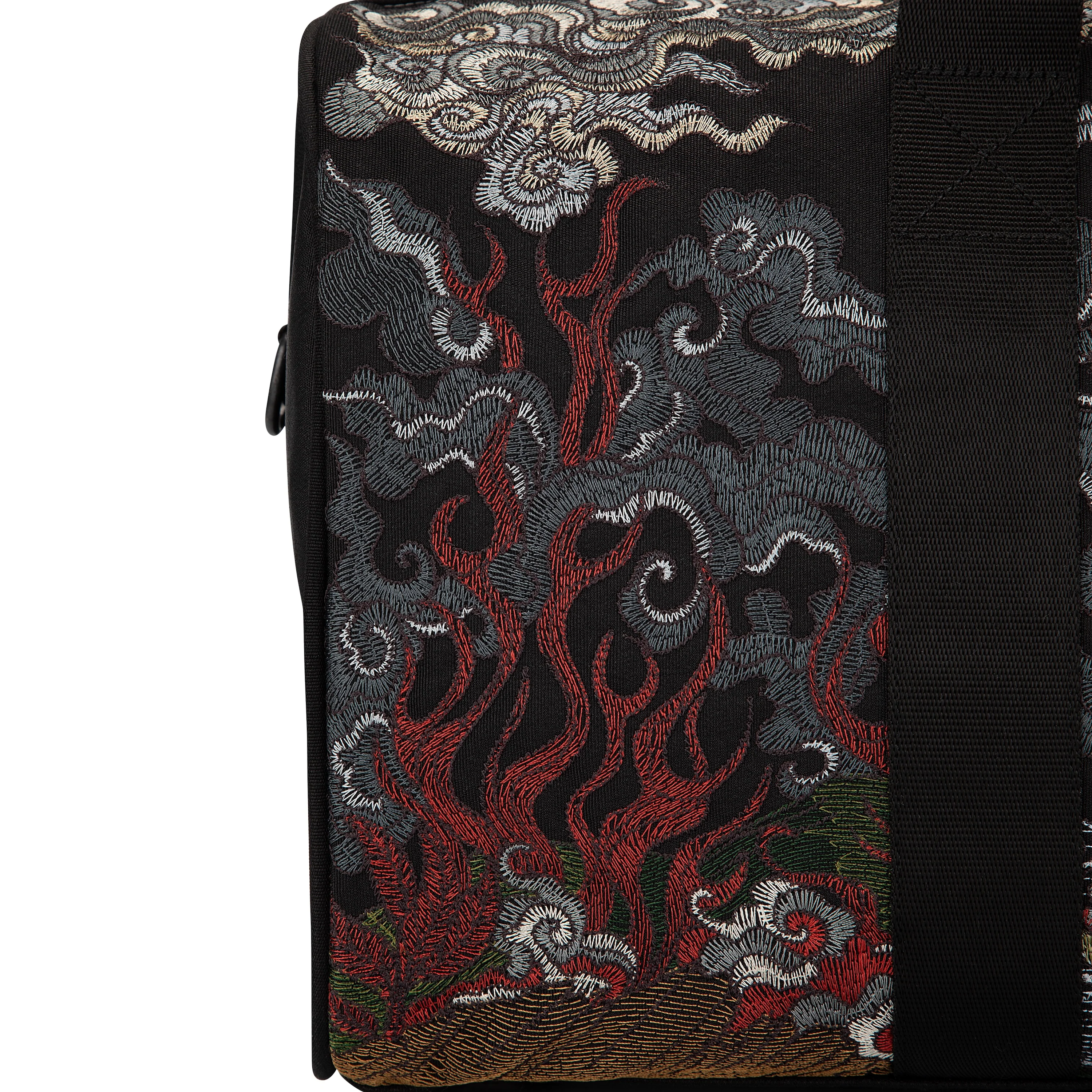 "lotus v2" Duffle bag - Image 7