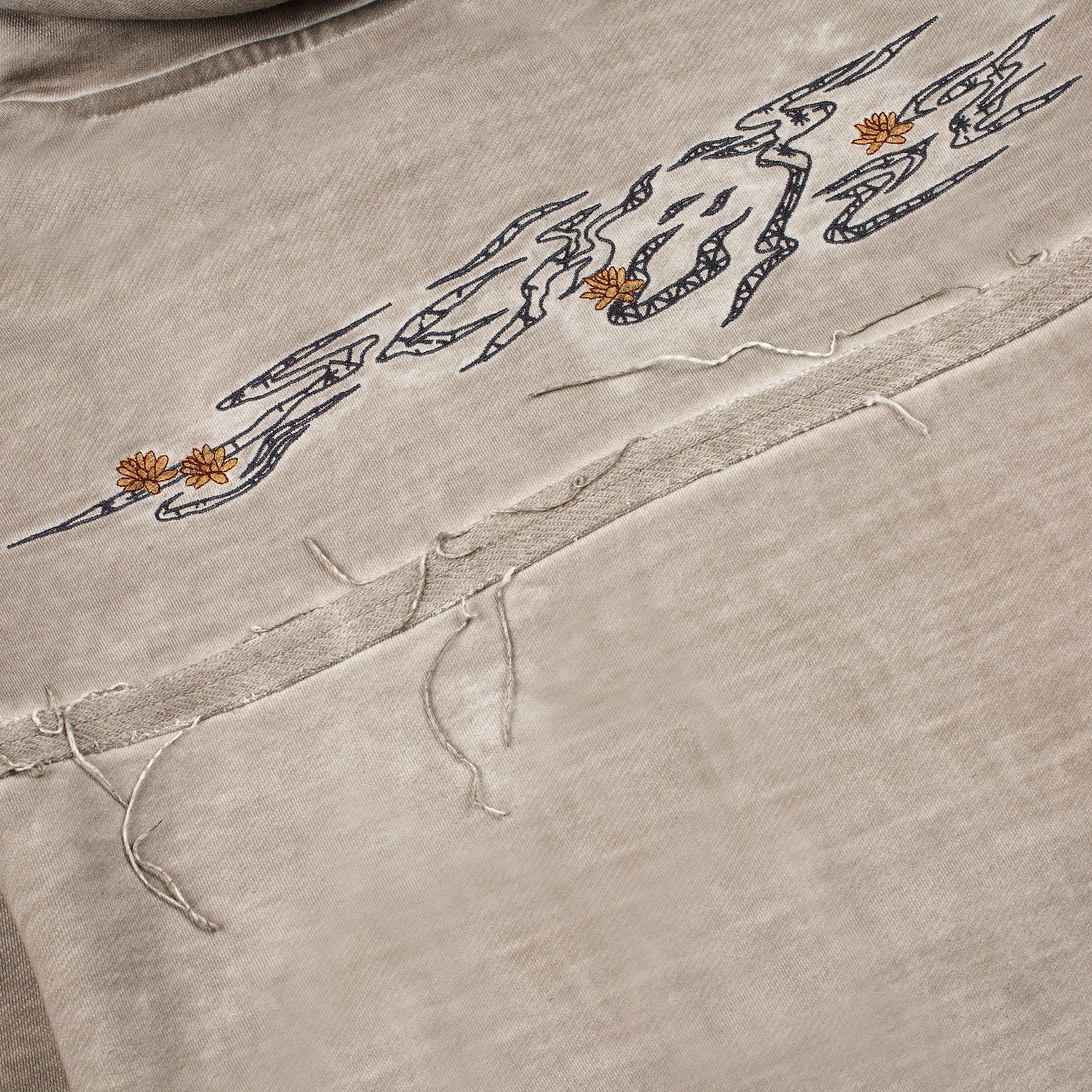 "sashiko v2" Hoodie light grey - Image 5