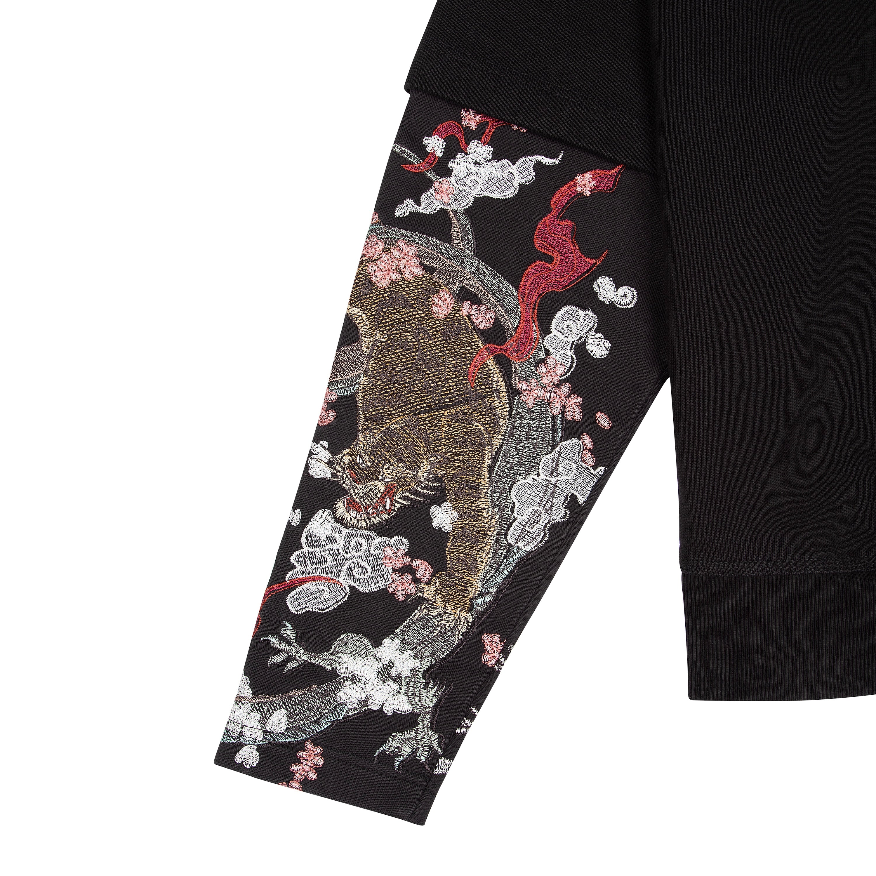 "yakuza" double sleeve Hoodie - Image 4