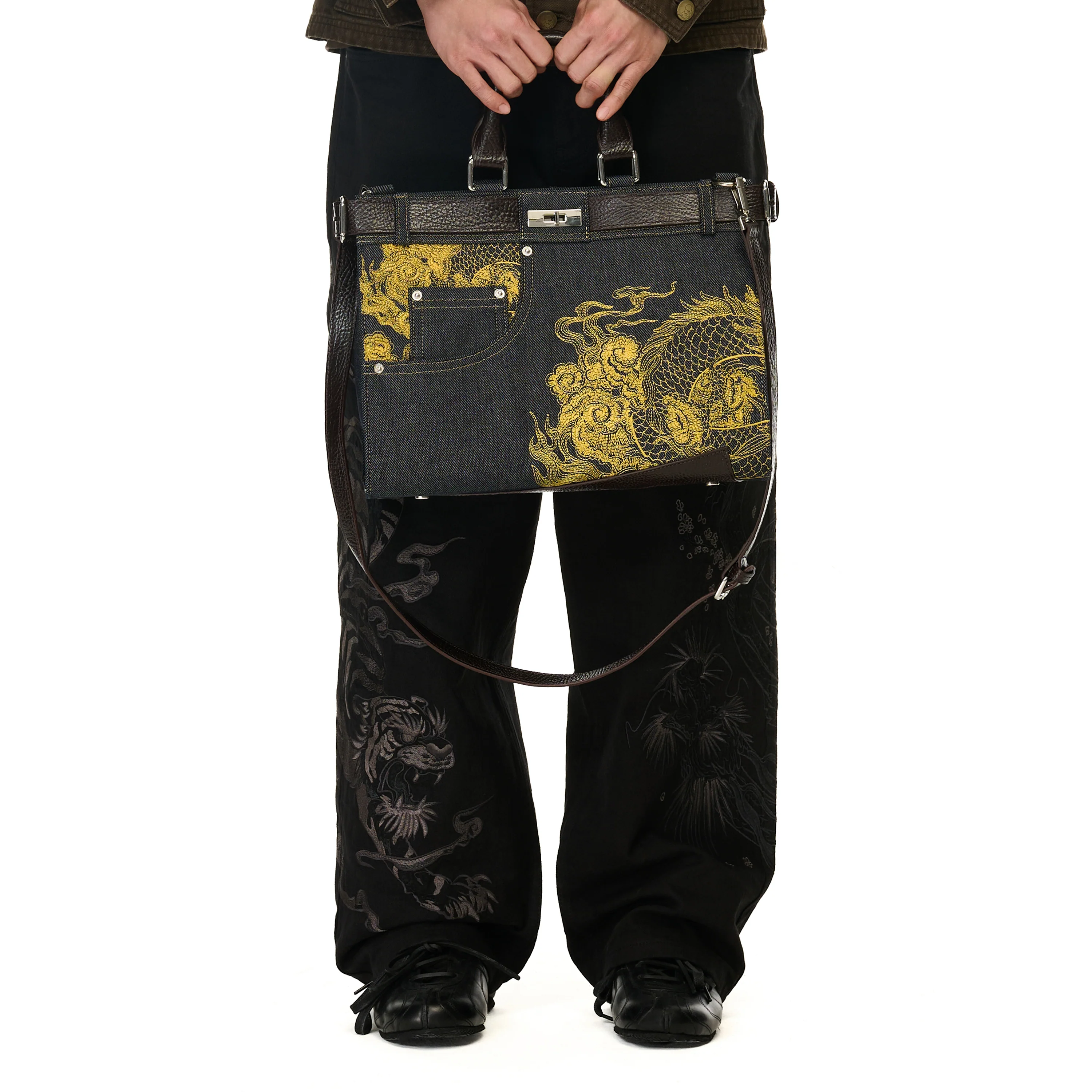 "yakuza v2" Handbag - Image 10