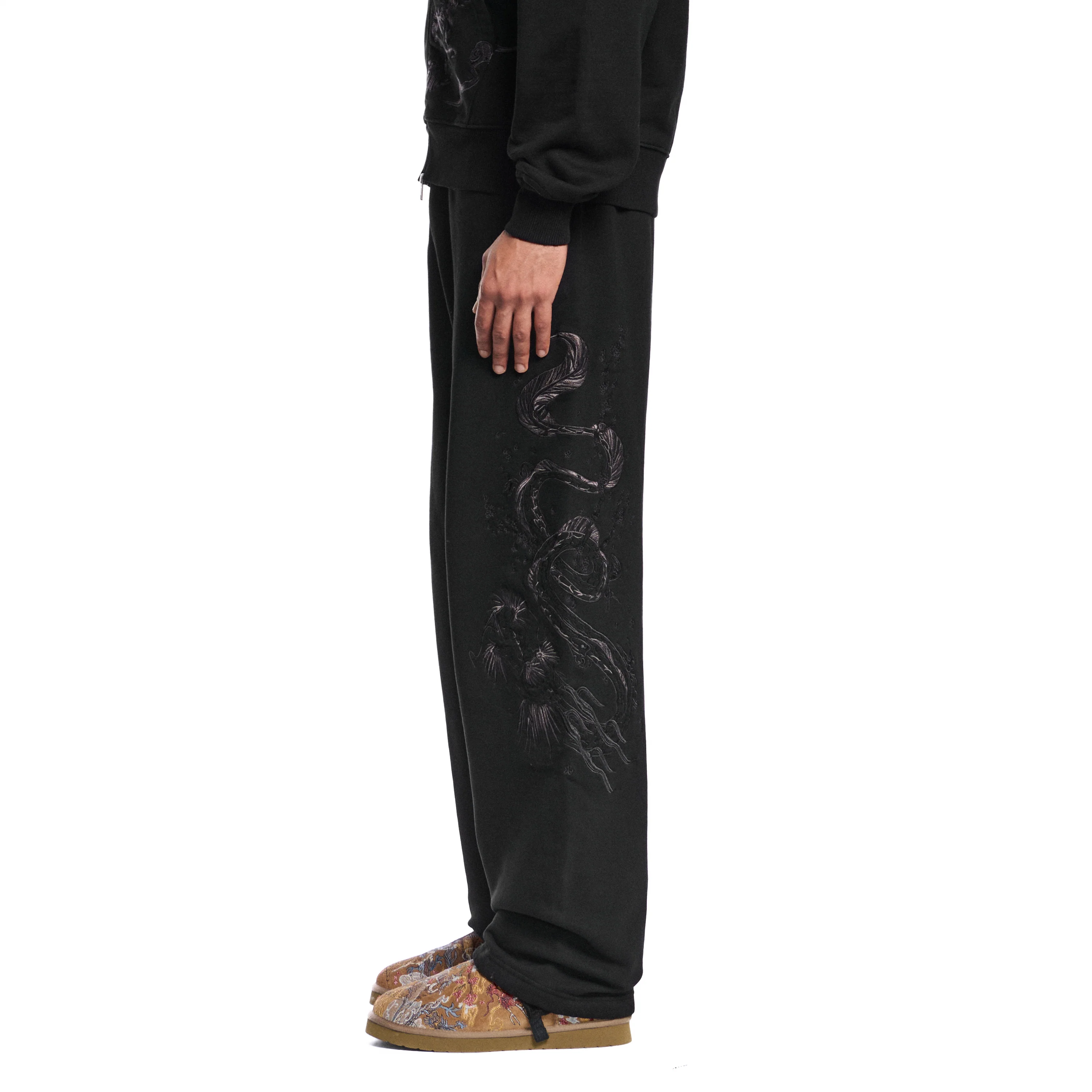 "yakuza v3" Sweatpants black 01 - Image 9