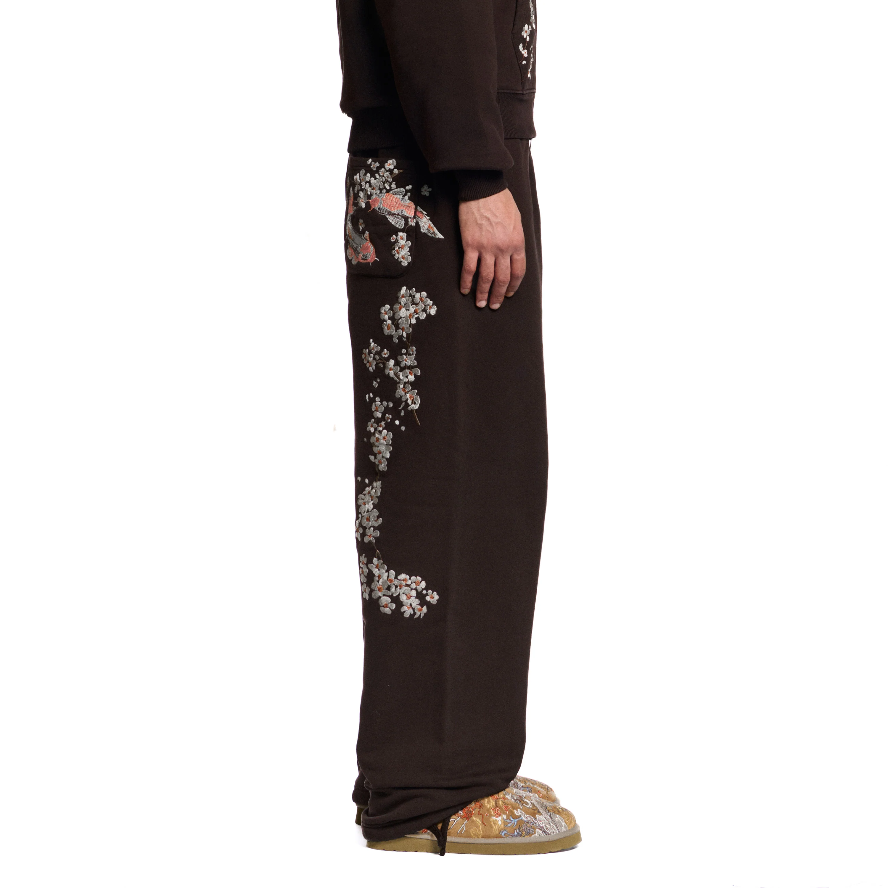 "yakuza v3" Sweatpants brown - Image 10
