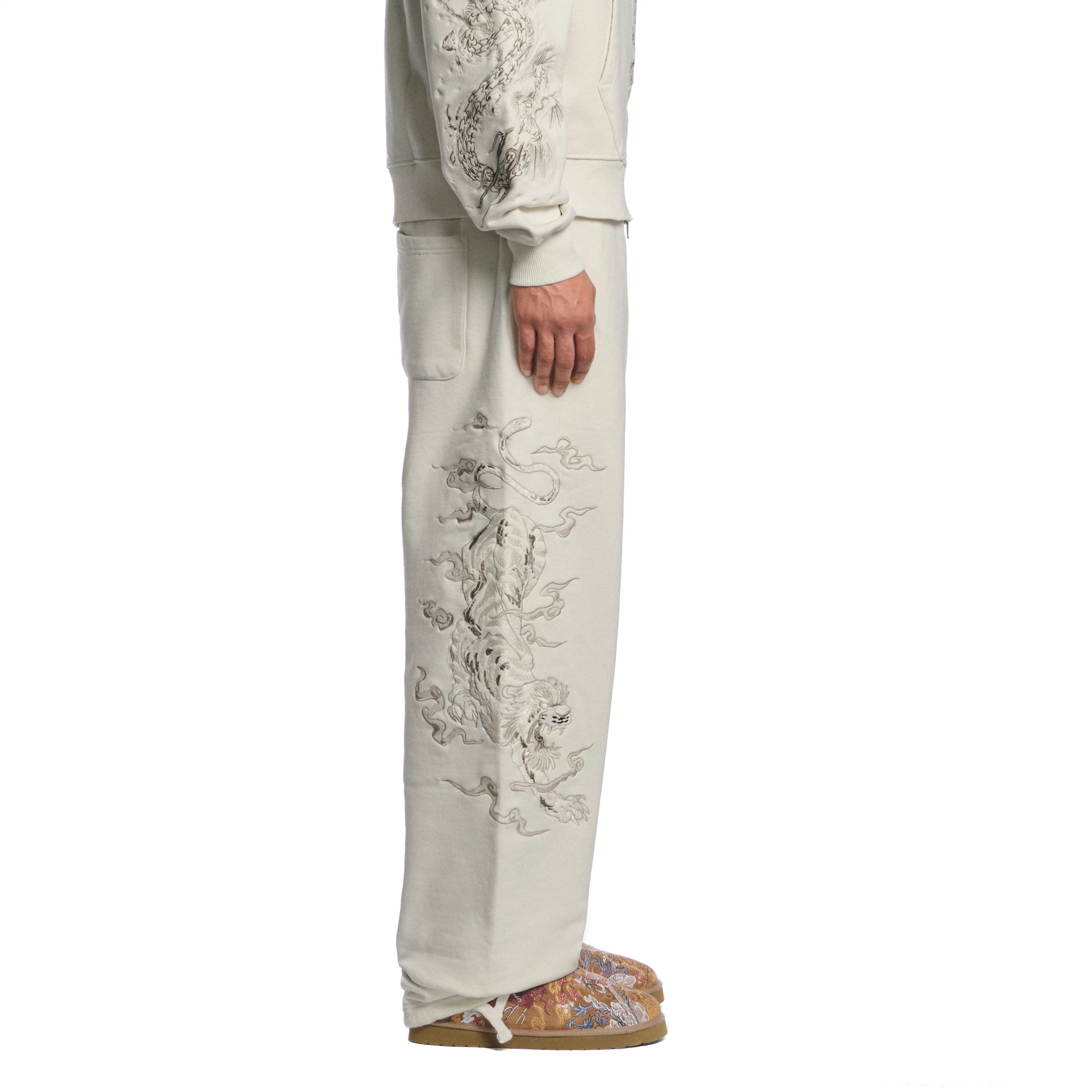 "yakuza v3" Sweatpants off white - Image 11