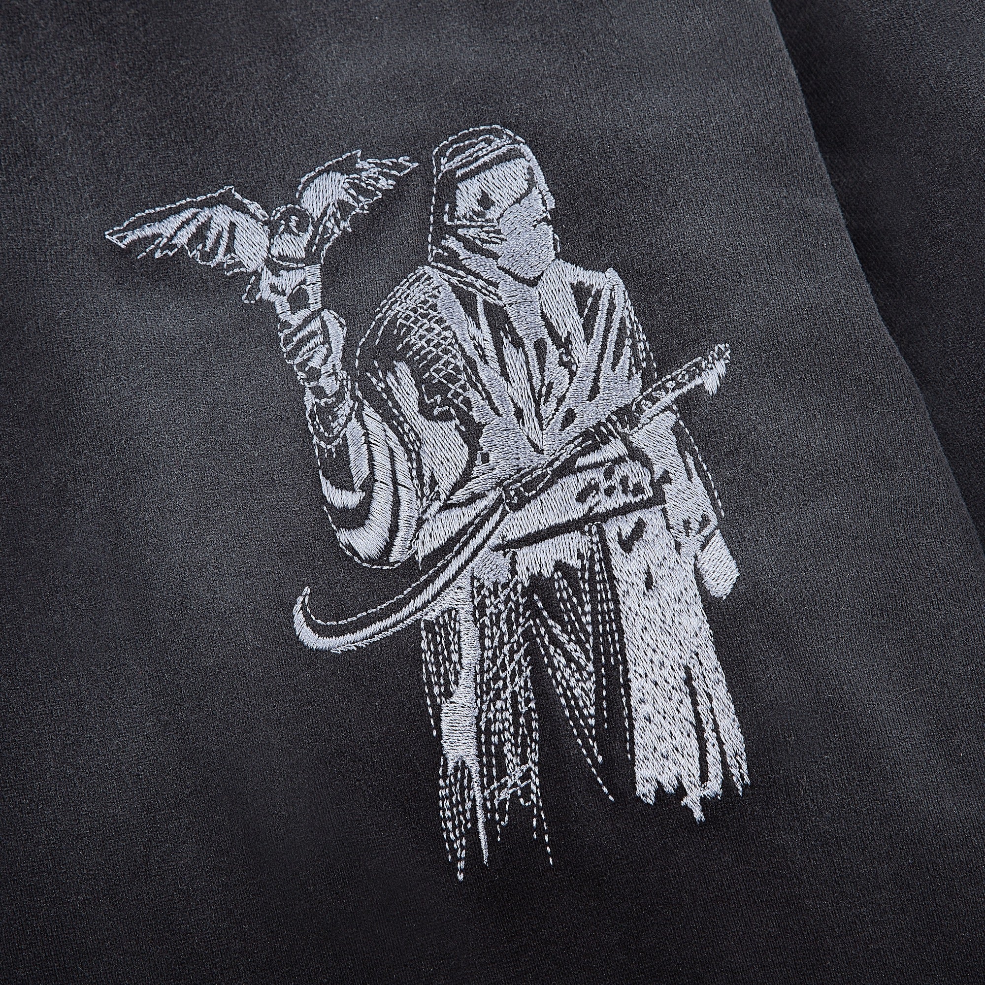 "yasmin v2" Zip Up faded black - Image 4