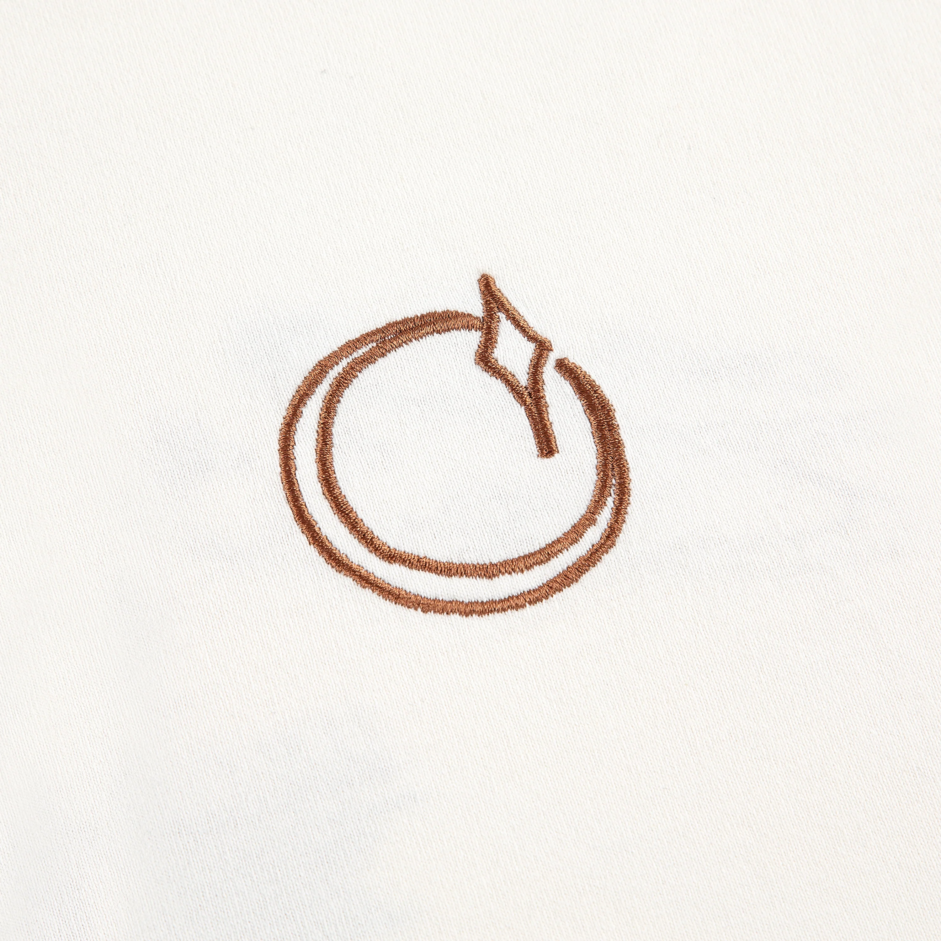 "yasmin v3" T Shirt off white 01 - Image 4