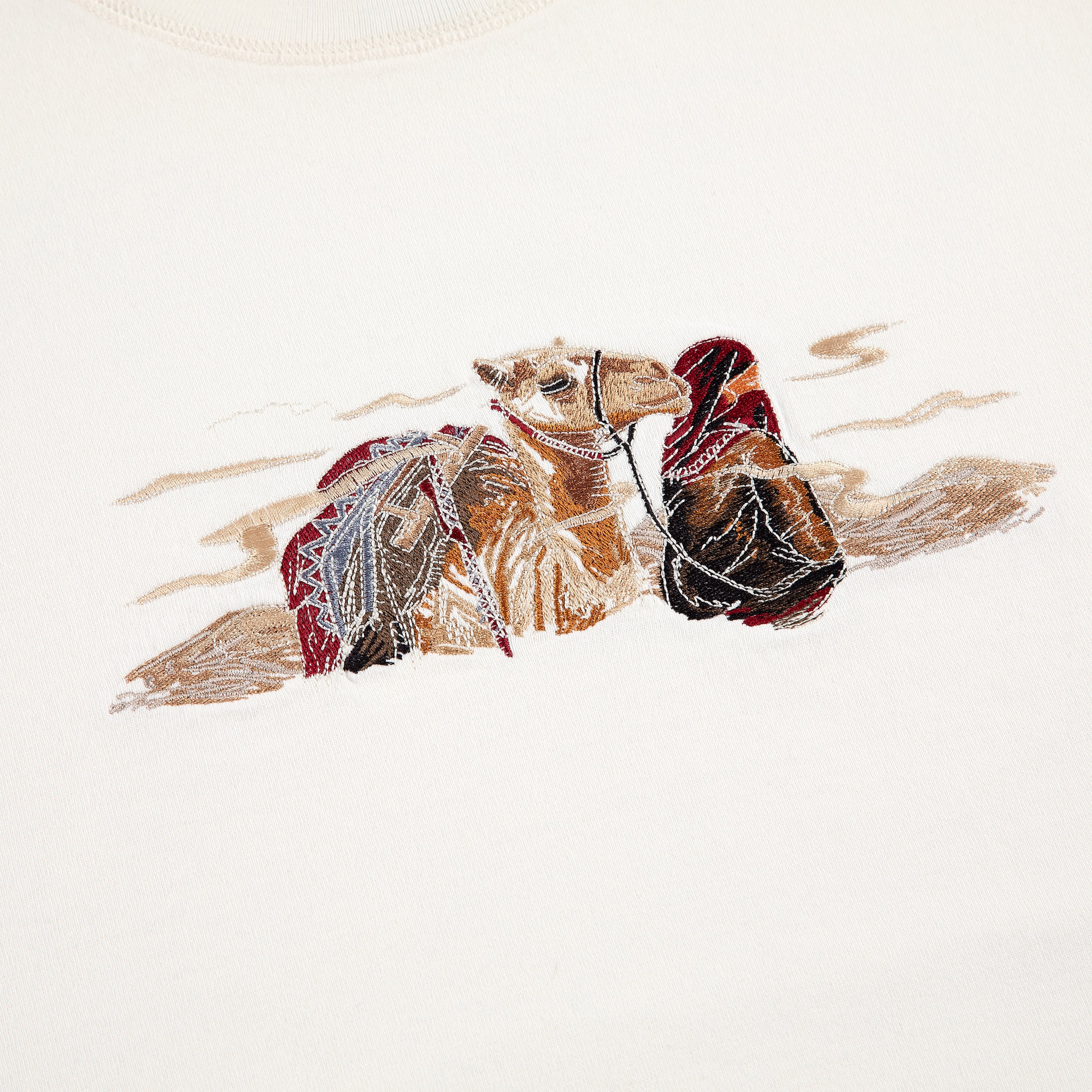 "yasmin v3" T Shirt off white 02 - Image 3