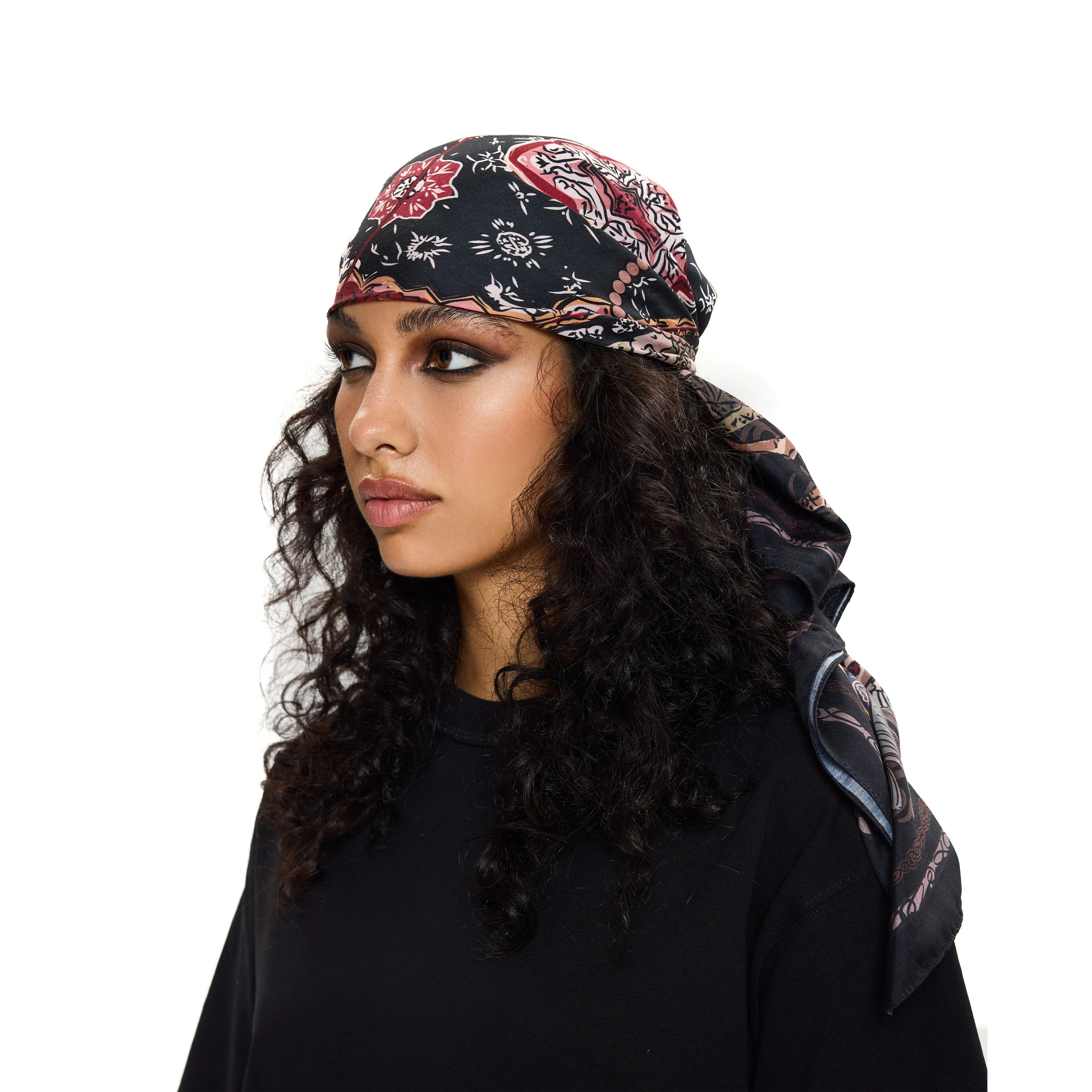 "yasmin v4"scarf black - Image 4